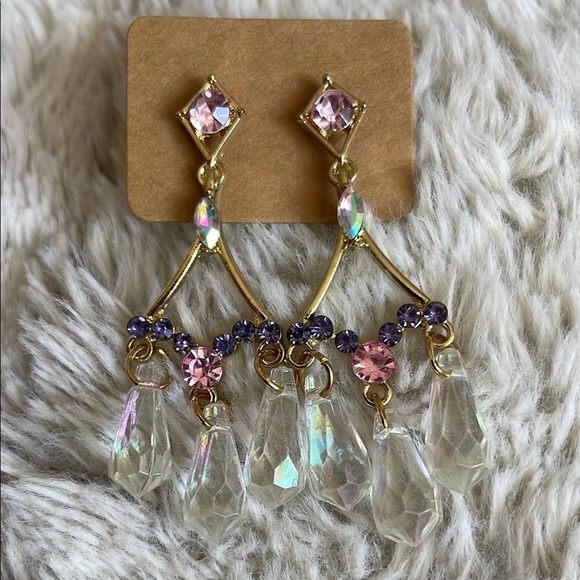 Elegant Gold and Pink Dangle Earrings - Picture 3 of 4